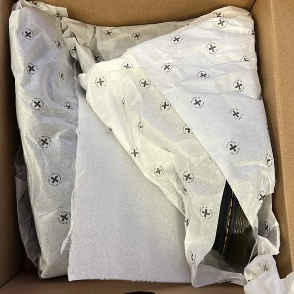 🖤 Dr. Martens Men's Awley Leather Boot NWT - Picture 13 of 15